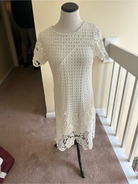 Crochet Lace Short Sleeve Mini Dress in Cream